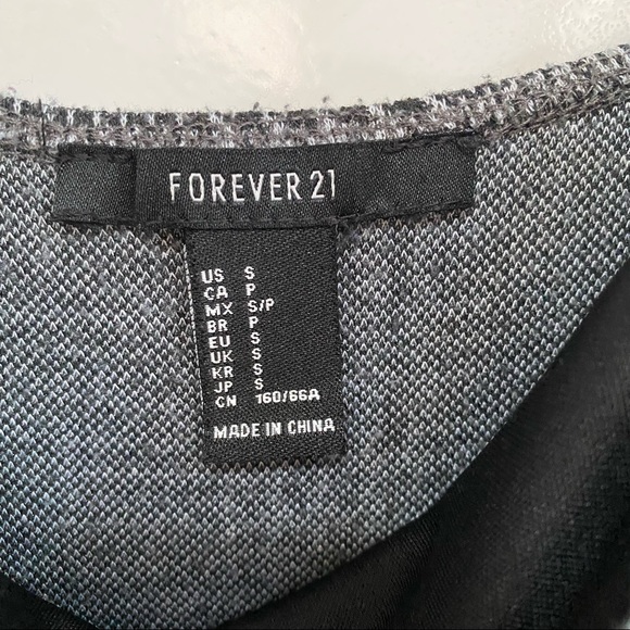 Forever 21 Glen Plaid Jumpsuit Size S - Picture 9 of 11